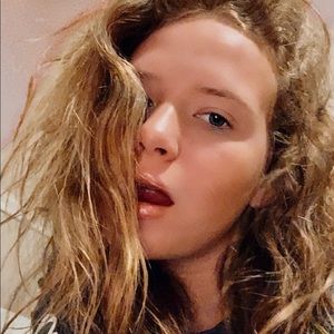 Meet your Posher, Noel